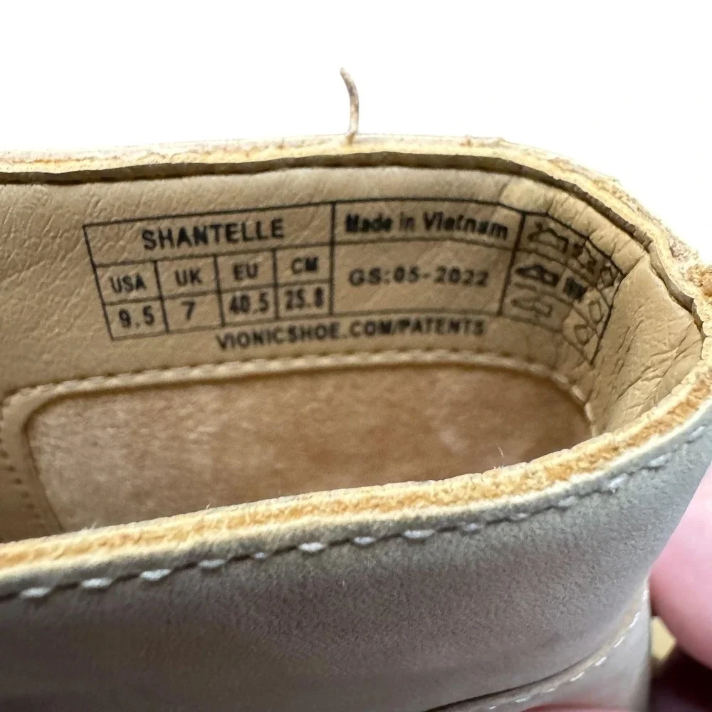 Vionic Shantelle Booties Womens Size 9.5 Beige‎ Leather Waterproof Ankle Zip